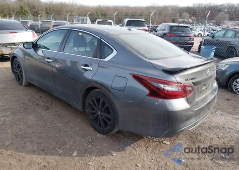 2018 Nissan Altima 2.5 Sr z USA, uszkodzony, nr VIN 1N4AL3AP1JC288397